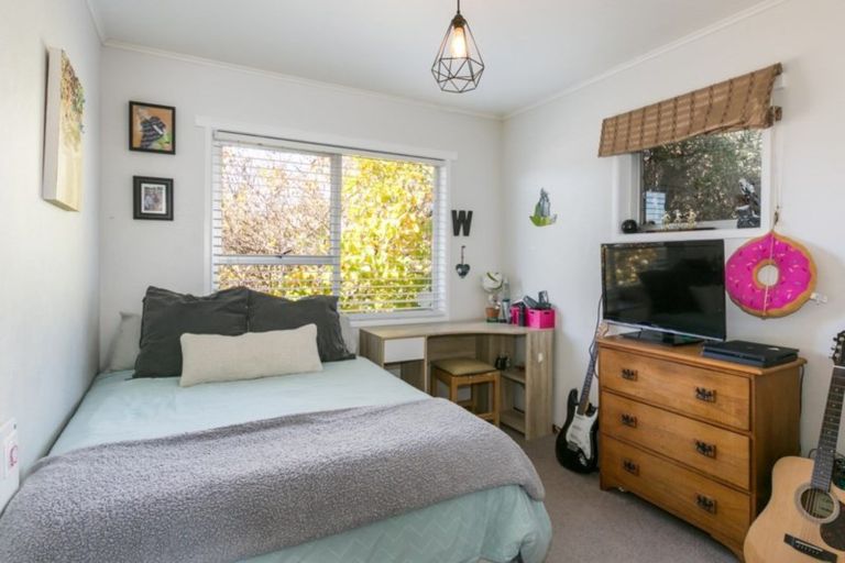 Photo of property in 11 Surrey Street, Taradale, Napier, 4112