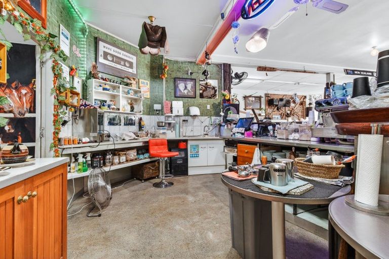 Photo of property in 91 Hakiaha St (state Highway 4), Taumarunui, 3920