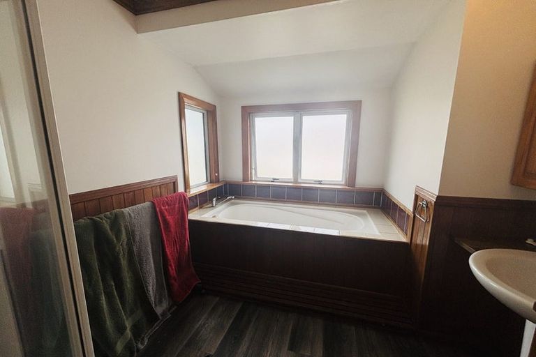 Photo of property in 37 Gladstone Road, Richmond, 7020