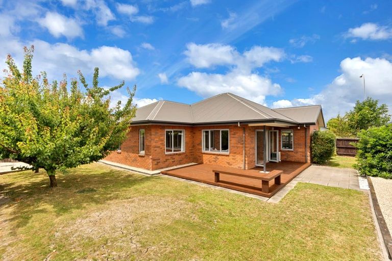 Photo of property in 186 Northbrook Road, Rangiora, 7400