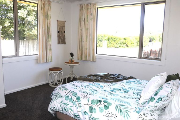 Photo of property in 66 Adamson Crescent, Glengarry, Invercargill, 9810