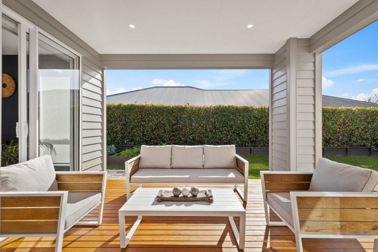 Photo of property in 13 Floyd Road, Riverhead, 0820