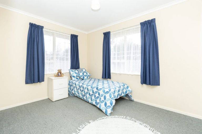 Photo of property in 29 Lloyd Drive, Nawton, Hamilton, 3200