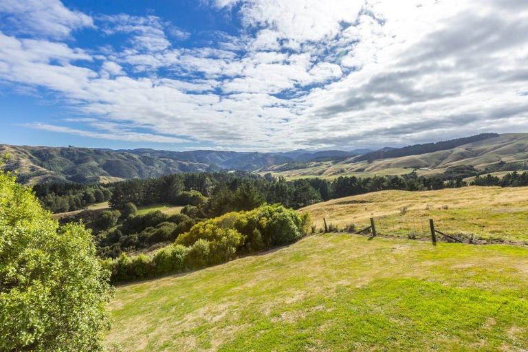 Photo of property in 463 Moonshine Hill Road, Moonshine Valley, Porirua, 5381