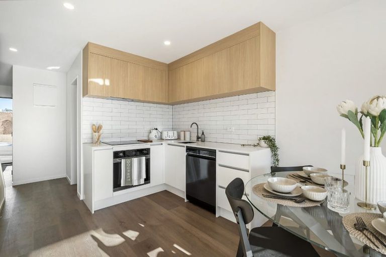 Photo of property in 3/4 Limestone Drive, Hobsonville, Auckland, 0616