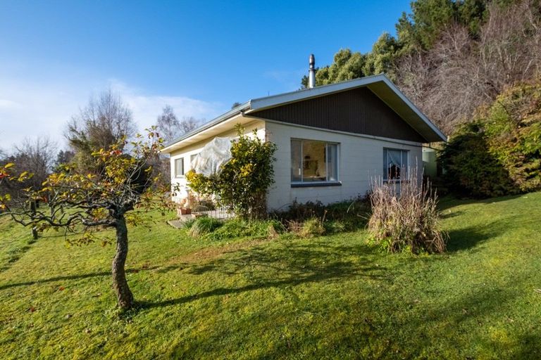 Photo of property in 20 Gualter Road, Kakahu, Geraldine, 7991