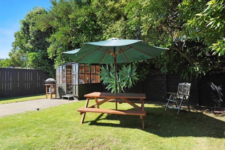 Photo of property in 167 Coutts Street, Rongotai, Wellington, 6022