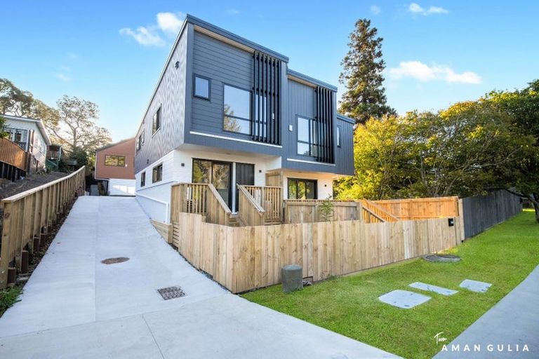 Photo of property in 3/11 Stottholm Road, Titirangi, Auckland, 0604