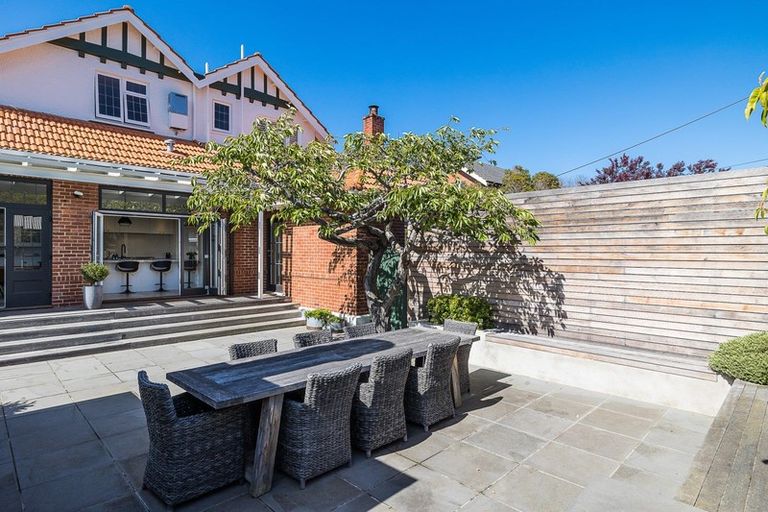 Photo of property in 15 Ings Avenue, Saint Clair, Dunedin, 9012