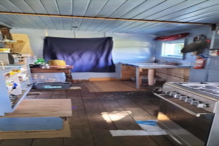 Photo of property in 1 Chamberlain Street, Waimangaroa, Westport, 7891