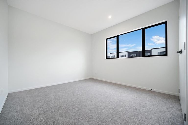 Photo of property in 17 Hearth Street, Flat Bush, Auckland, 2019