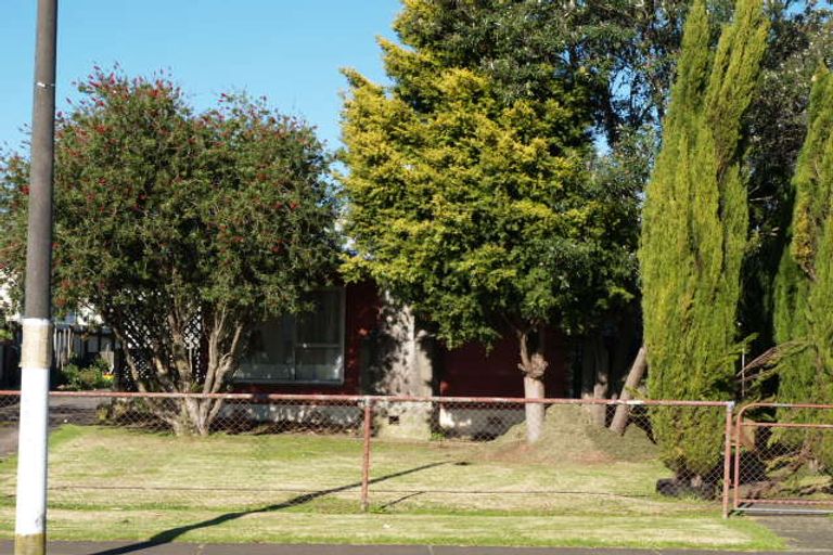 Photo of property in 45 Wickman Way, Mangere East, Auckland, 2024