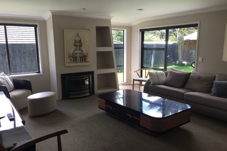 Photo of property in 15 Twin Court, Albany, Auckland, 0632