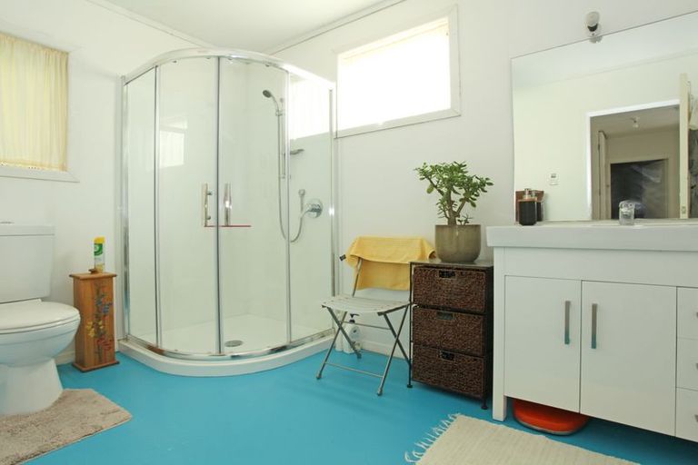 Photo of property in 16 Cambrae Road, Raglan, 3225