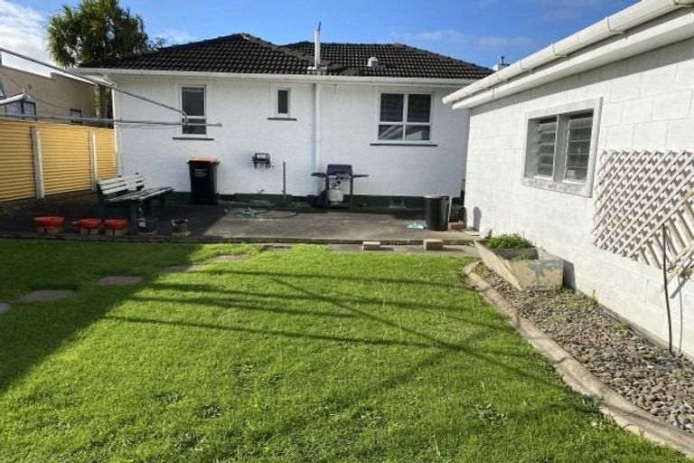 Photo of property in 384 Botanical Road, West End, Palmerston North, 4412