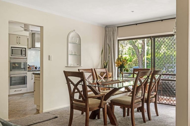 Photo of property in 24 Sunvale Crescent, Whataupoko, Gisborne, 4010