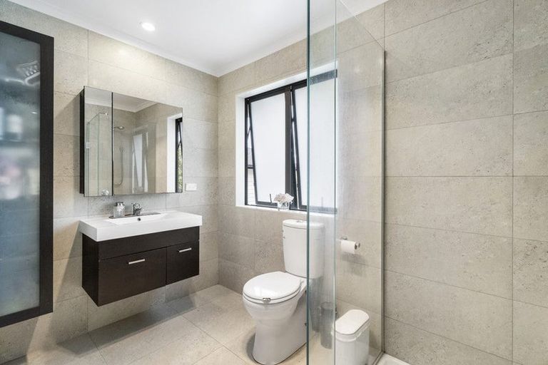 Photo of property in 21 Maylee Crescent, Gulf Harbour, Whangaparaoa, 0930