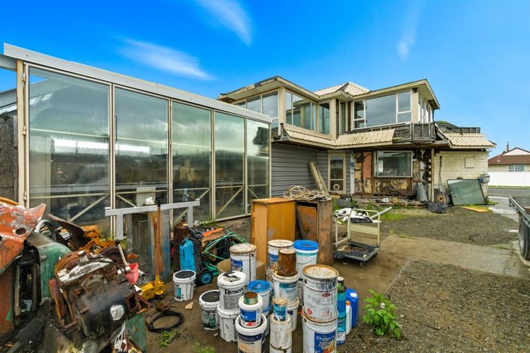 Photo of property in 117 Oakhampton Street, Hornby, Christchurch, 8042