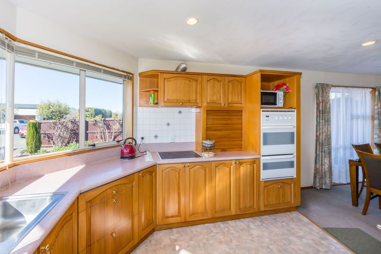 Photo of property in 57 Shenley Drive, Belfast, Christchurch, 8051