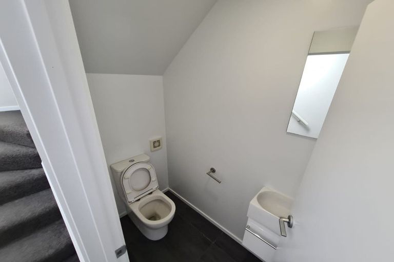 Photo of property in 14 Retallick Place, Flagstaff, Hamilton, 3210