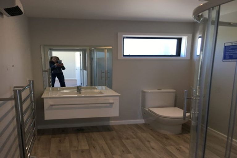 Photo of property in 62a Broderick Road, Johnsonville, Wellington, 6037