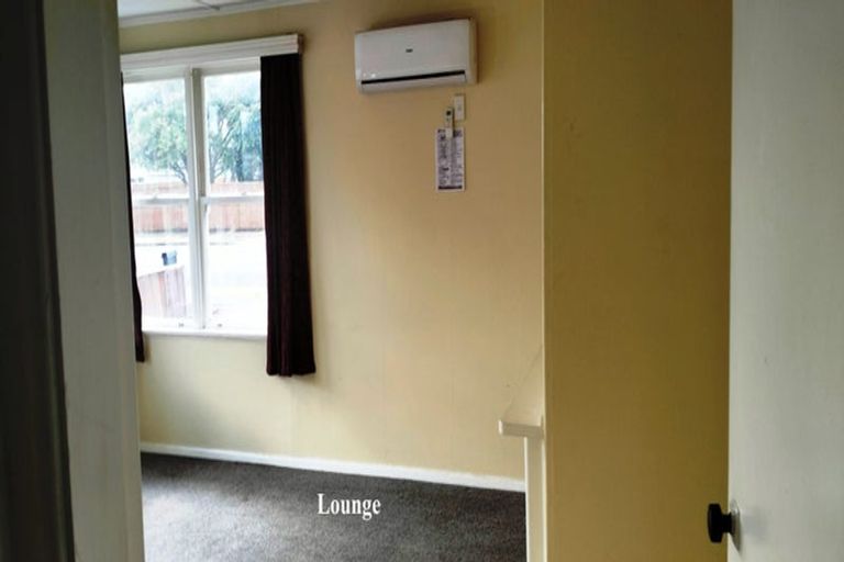 Photo of property in 3-3a Queenwood Road, Levin, 5510