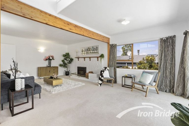 Photo of property in 1/34 Heathcote Road, Castor Bay, Auckland, 0620