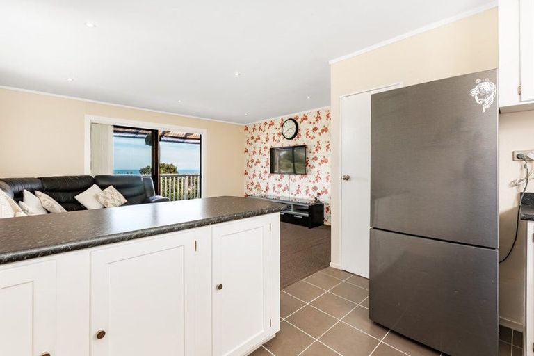 Photo of property in 16 Southgate Road, Southgate, Wellington, 6023