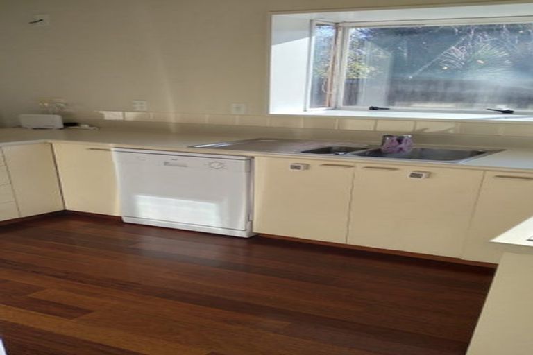 Photo of property in 1/4 Solway Avenue, Ilam, Christchurch, 8041