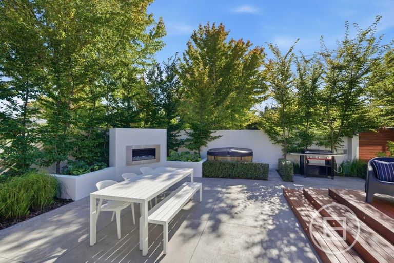 Photo of property in 22 Tomes Road, St Albans, Christchurch, 8052