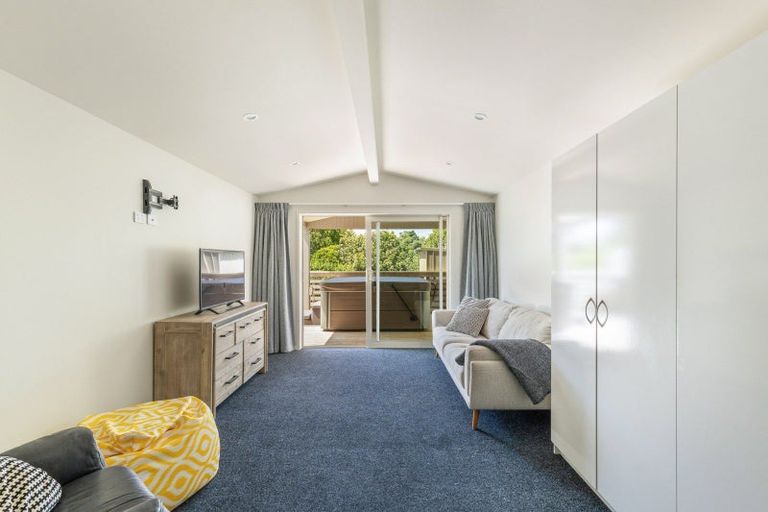 Photo of property in 206b Heta Road, Merrilands, New Plymouth, 4312