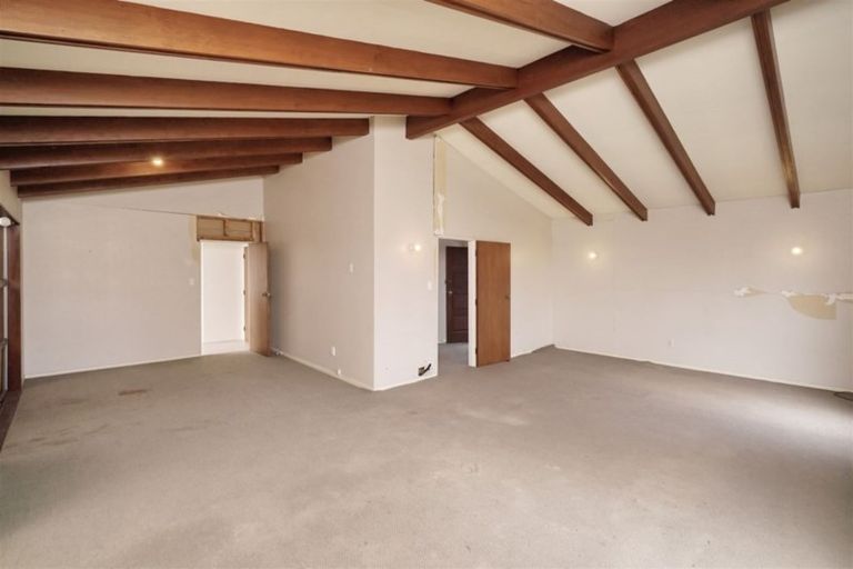 Photo of property in 27 Balmoral Lane, Redcliffs, Christchurch, 8081