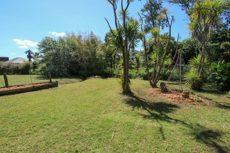 Photo of property in 16 Cambrae Road, Raglan, 3225