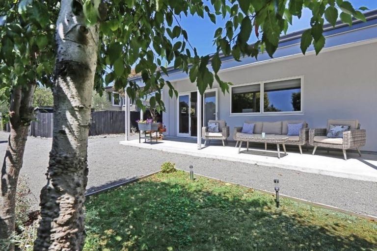 Photo of property in 24a Margaret Avenue, Havelock North, 4130