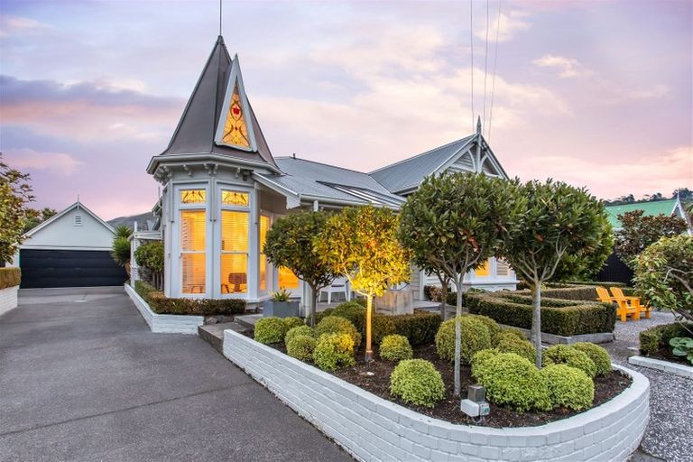 Photo of property in 60 Wiggins Street, Sumner, Christchurch, 8081