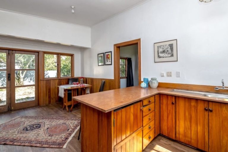 Photo of property in 98 Fox Street, Featherston, 5710