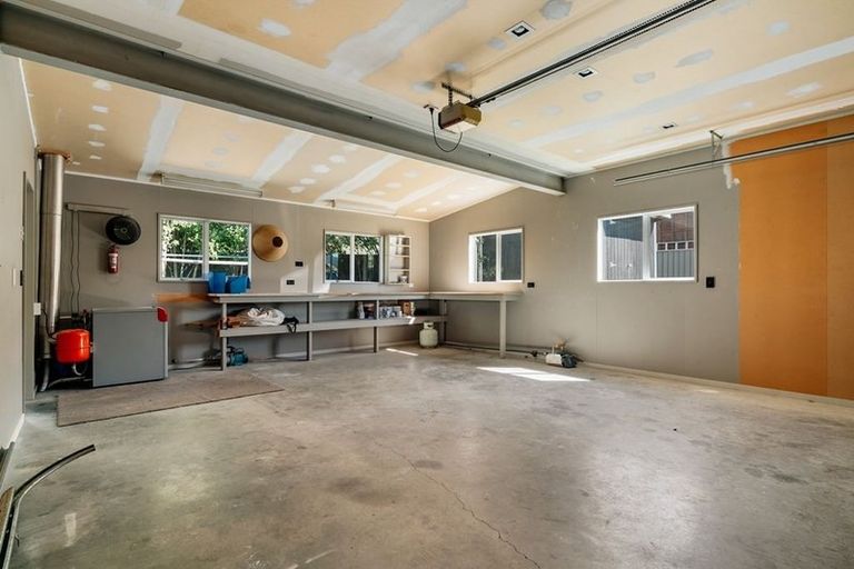 Photo of property in 8 Pisa Moorings Road, Mount Pisa, Cromwell, 9383