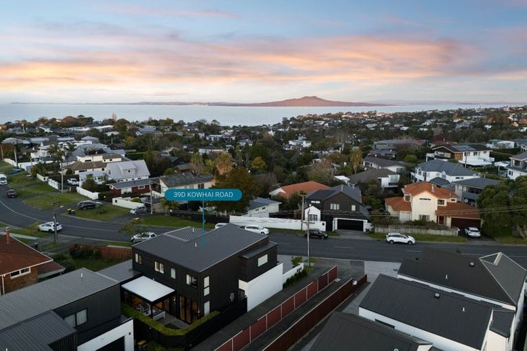 Photo of property in 39d Kowhai Road, Mairangi Bay, Auckland, 0630