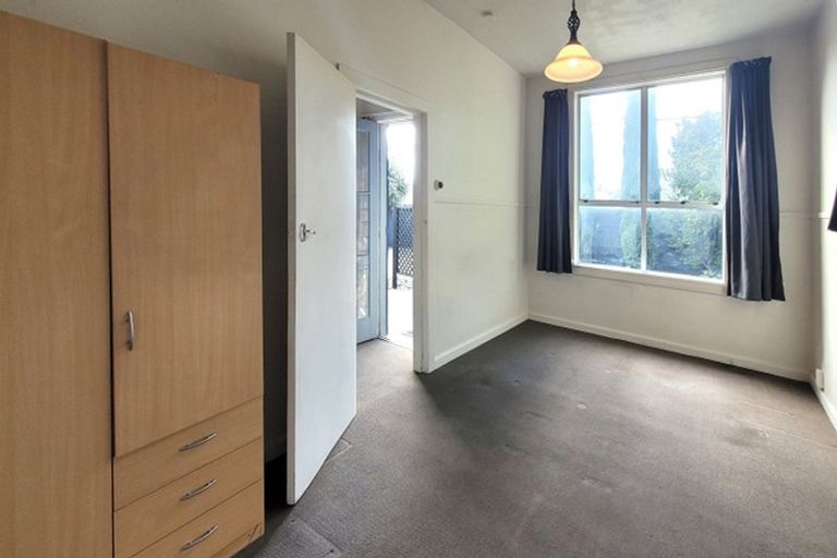 Photo of property in 21 Wrights Road, Addington, Christchurch, 8024