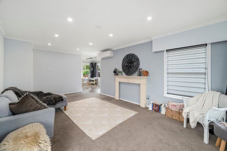 Photo of property in 37 Martin Street, Utuhina, Rotorua, 3015