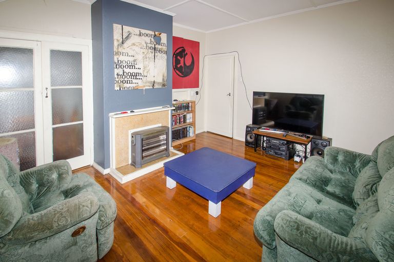 Photo of property in 84 Somerville Street, Andersons Bay, Dunedin, 9013