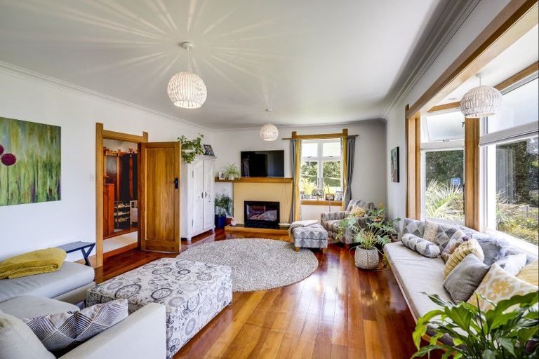 Photo of property in 1 Lambton Road, Hospital Hill, Napier, 4110