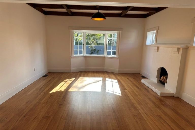 Photo of property in 2 Piako Road, Claudelands, Hamilton, 3214