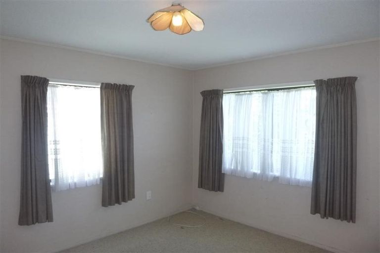 Photo of property in 21b Russell Street, Waterloo, Lower Hutt, 5011