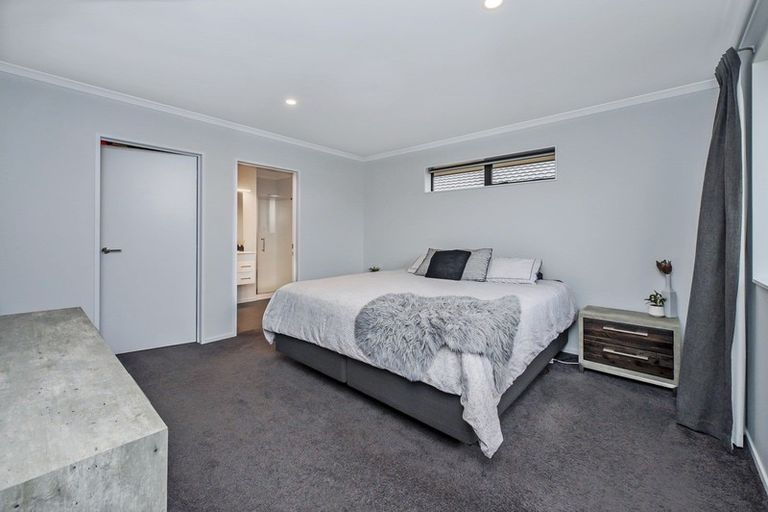 Photo of property in 8 Northmoor Boulevard, Rolleston, 7615