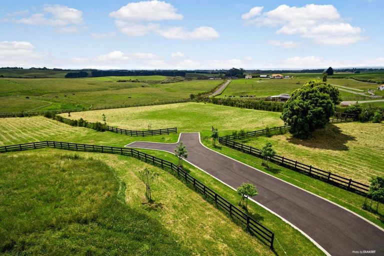 Photo of property in 137 Batty Road, Kingseat, Papakura, 2580