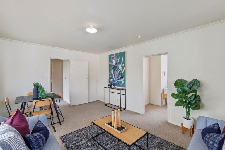 Photo of property in 160 Old Farm Road, Hamilton East, Hamilton, 3216