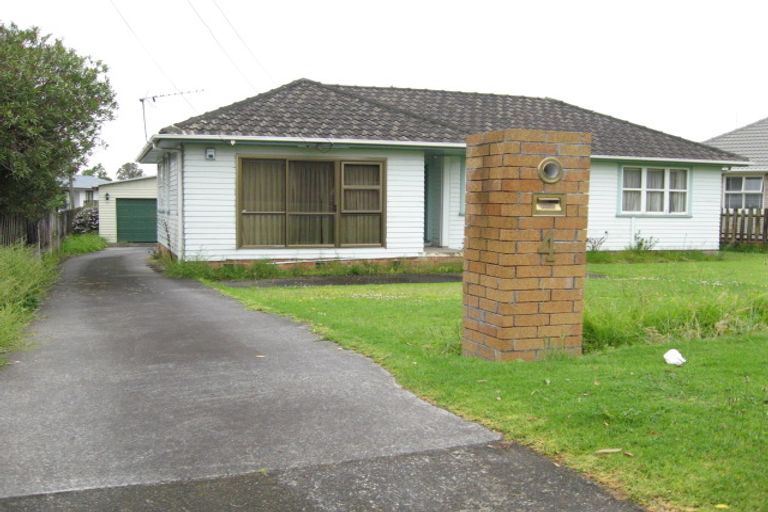 Photo of property in 4 Walmsley Road, Mangere Bridge, Auckland, 2022