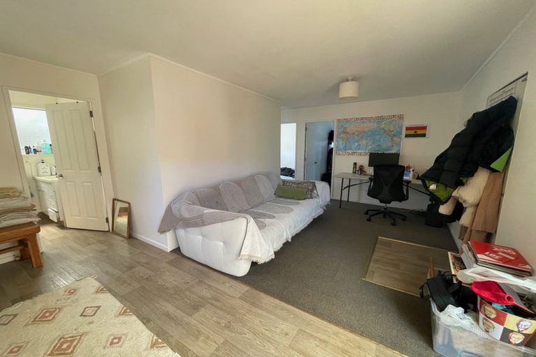 Photo of property in 10 Rimu Road, Mangere Bridge, Auckland, 2022