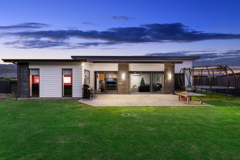 Photo of property in 7 Magnetic Place, Cromwell, 9310